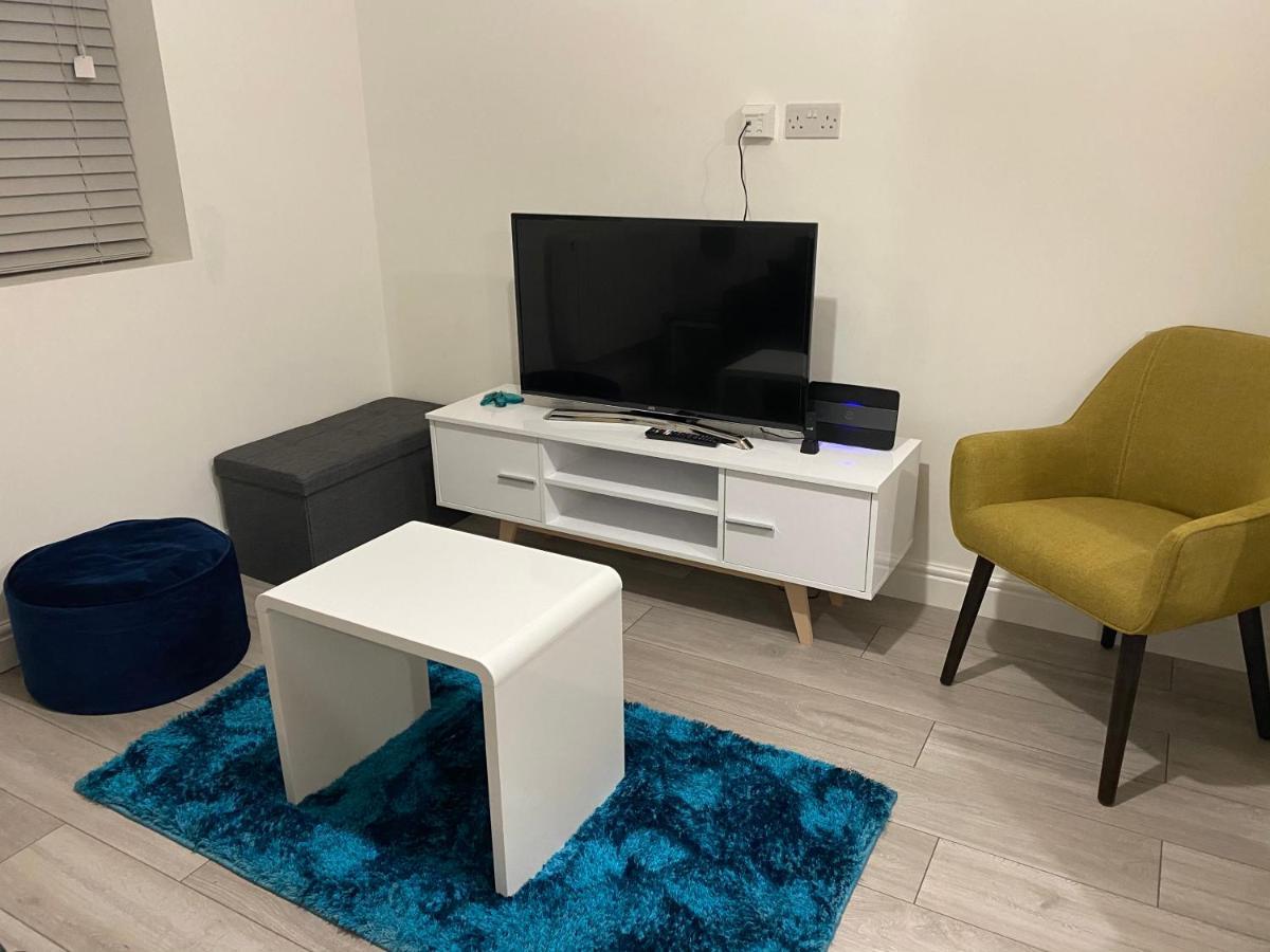 Marie'S Serviced Apartments- 2 Bedroom City Stay Bedford Extérieur photo