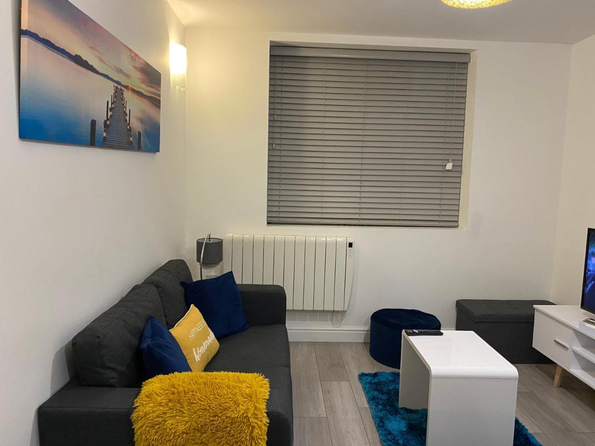 Marie'S Serviced Apartments- 2 Bedroom City Stay Bedford Extérieur photo